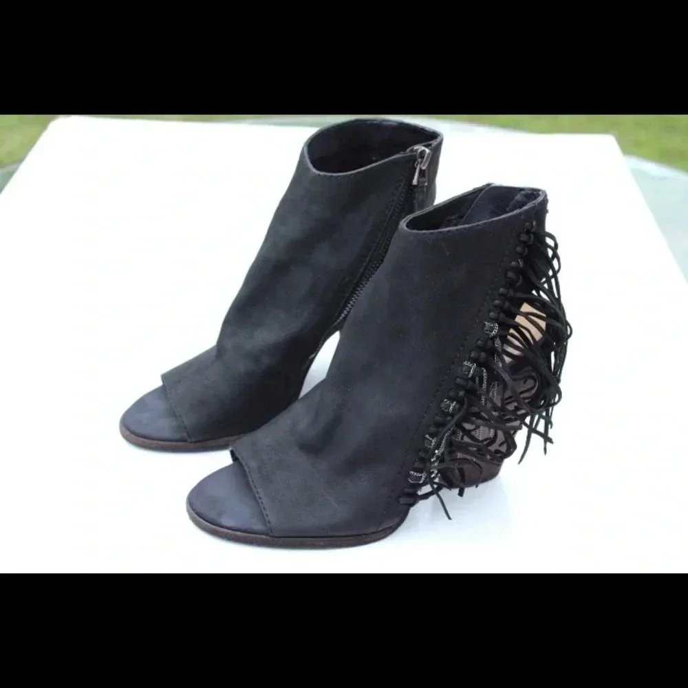 Dolce vita fringe booties